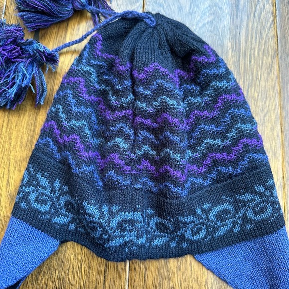 Peruvian Link alpaca winter hat beanie ear flaps pompoms - Picture 6 of 9